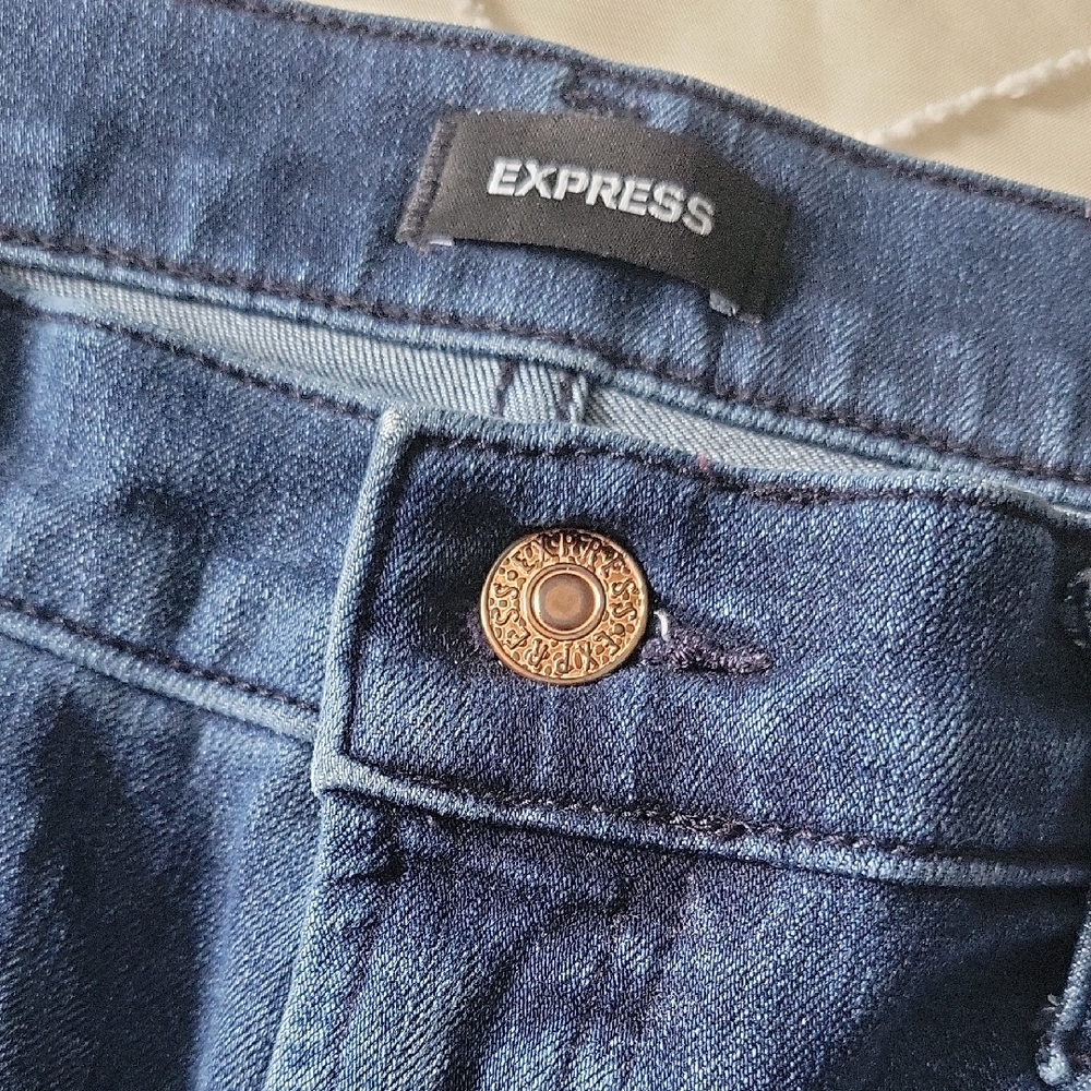 Express Jeans - Picture 2 of 7